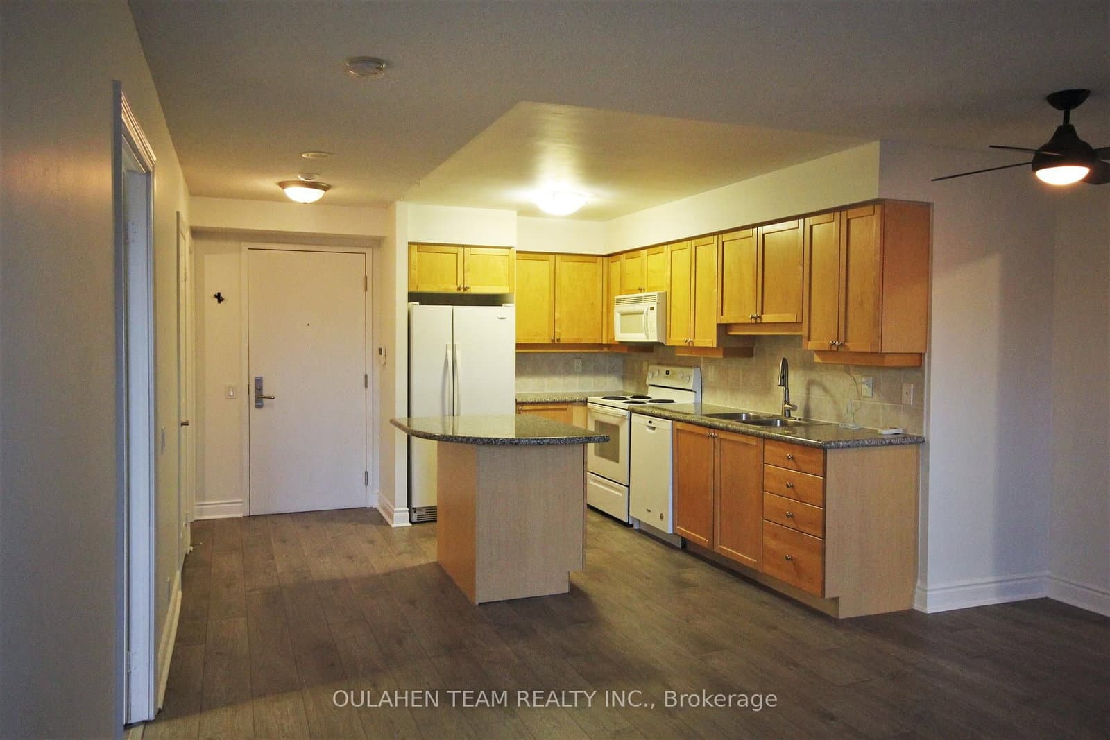 80 Harrison Garden Boulevard, Unit 219 thumbnail 24