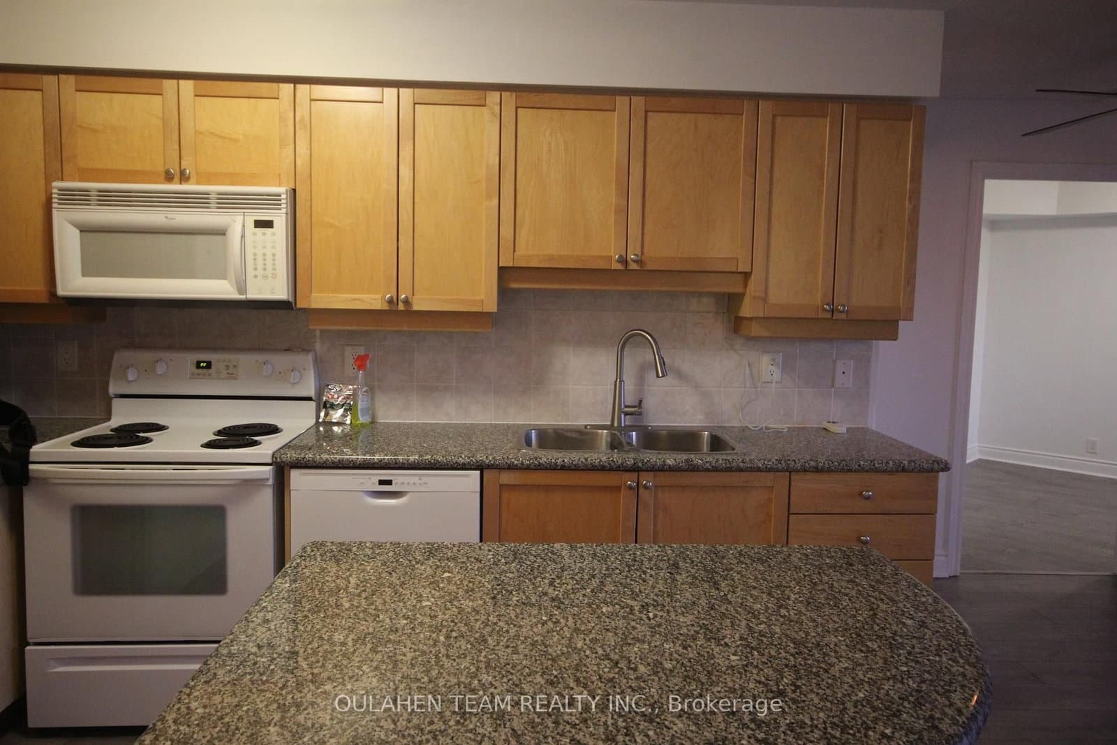 80 Harrison Garden Boulevard, Unit 219 thumbnail 25