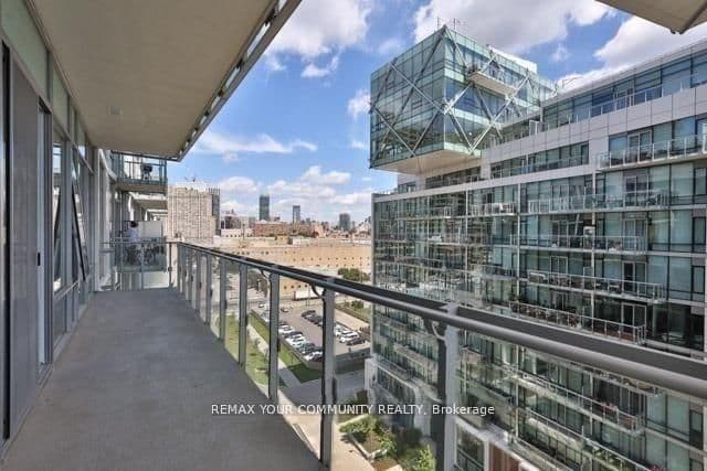 29 Queens Quay E, Unit 918 thumbnail 17