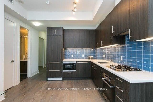 29 Queens Quay E, Unit 918 thumbnail 4