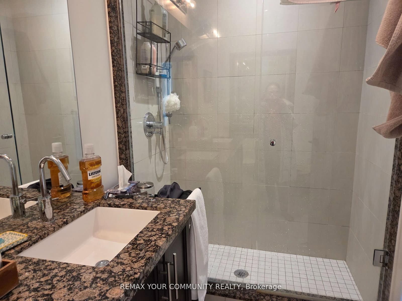 39 Queens Quay E, Unit 815 thumbnail 15