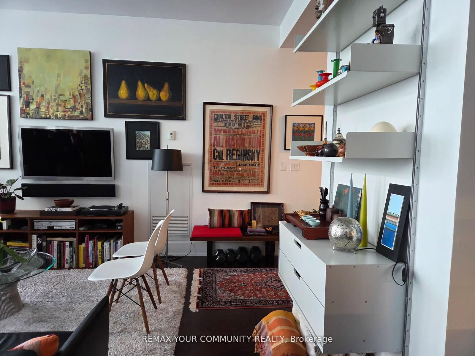 39 Queens Quay E, Unit 815 thumbnail 6