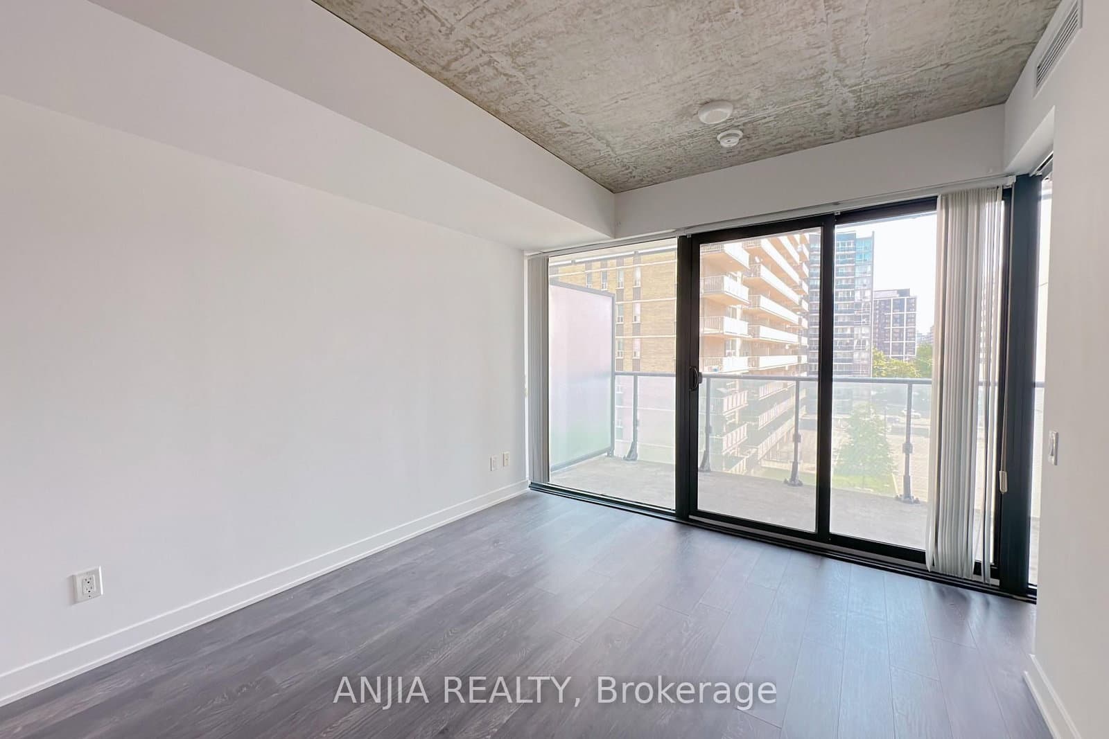 185 Roehampton Avenue, Unit 312 thumbnail 15