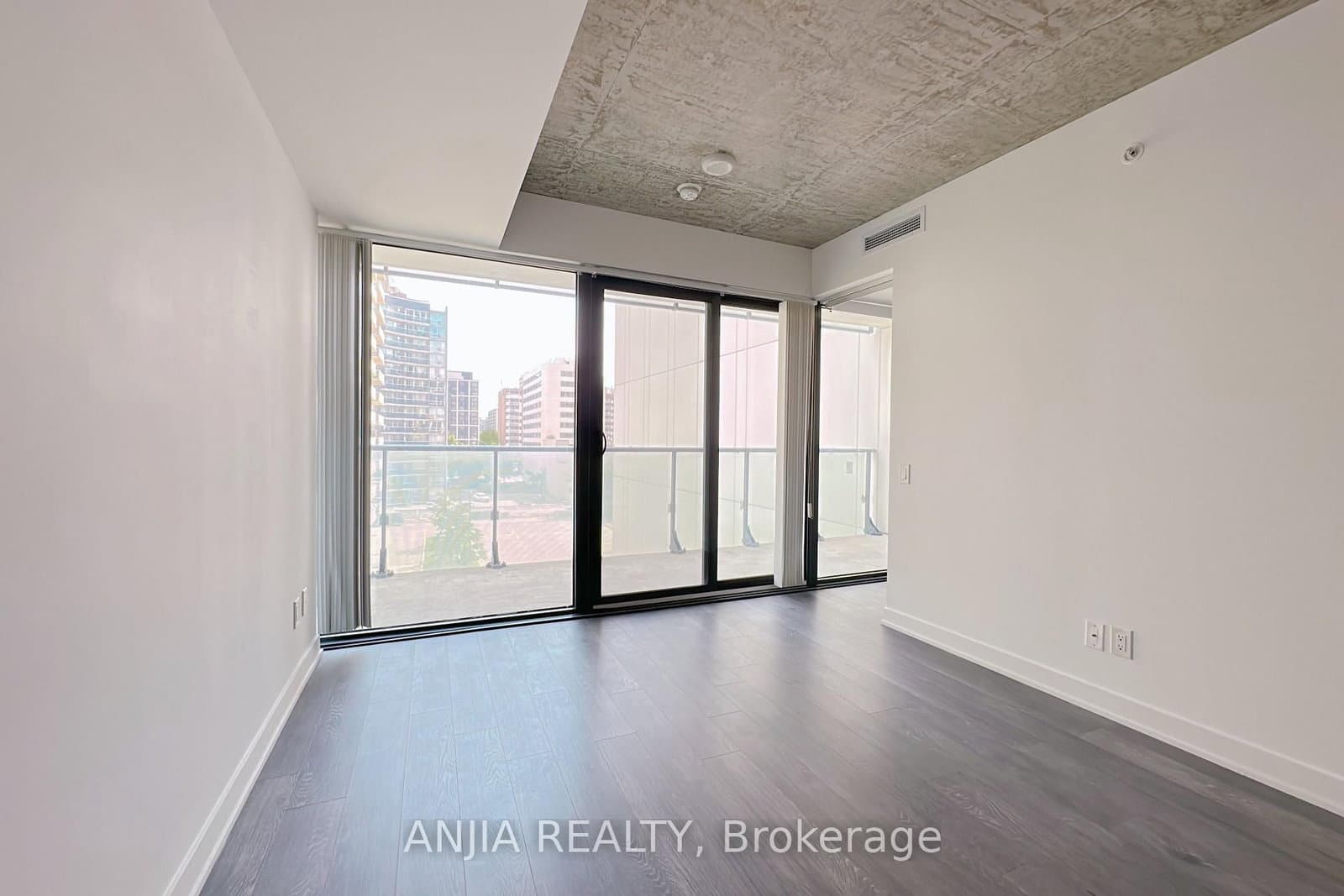 185 Roehampton Avenue, Unit 312 thumbnail 17
