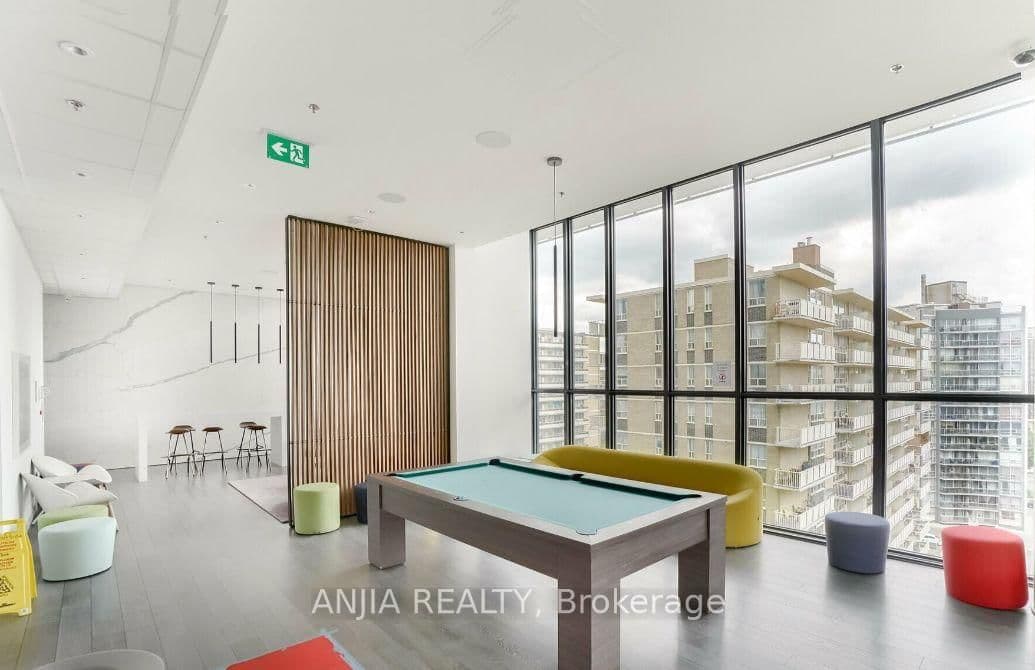 185 Roehampton Avenue, Unit 312 thumbnail 7