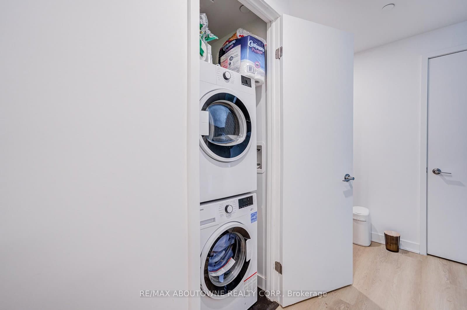 125 Blue Jays Way, Unit 4909 thumbnail 14