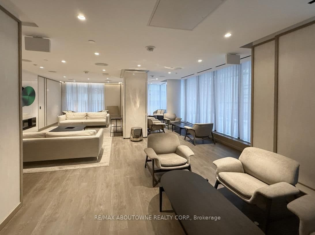 125 Blue Jays Way, Unit 4909 thumbnail 48