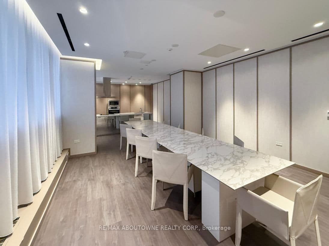 125 Blue Jays Way, Unit 4909 thumbnail 49