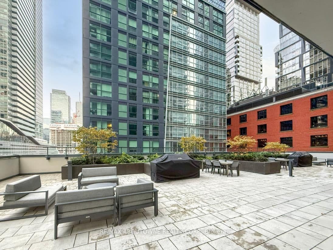125 Blue Jays Way, Unit 4909 thumbnail 50