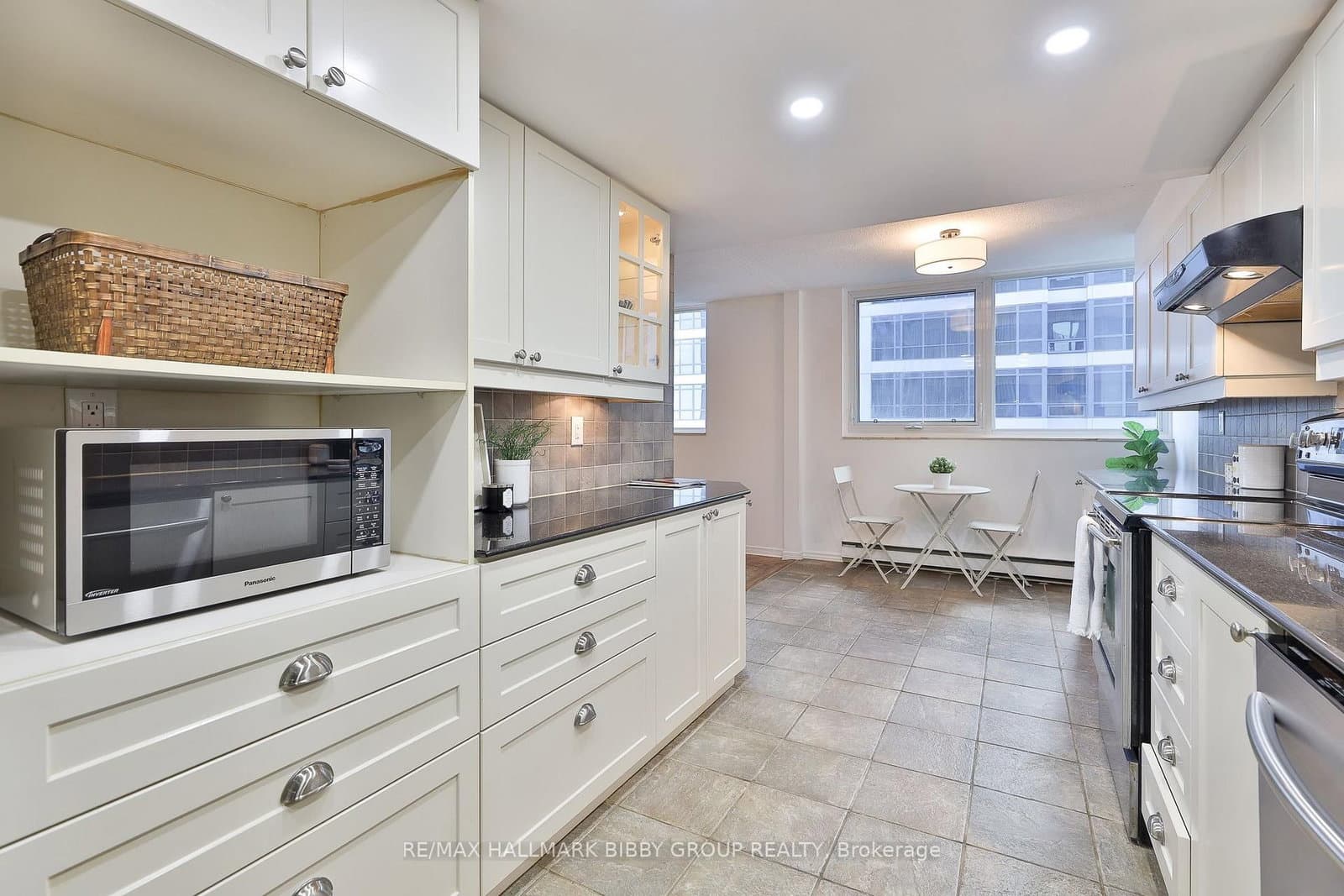 360 Bloor Street E, Unit 1007 thumbnail 10