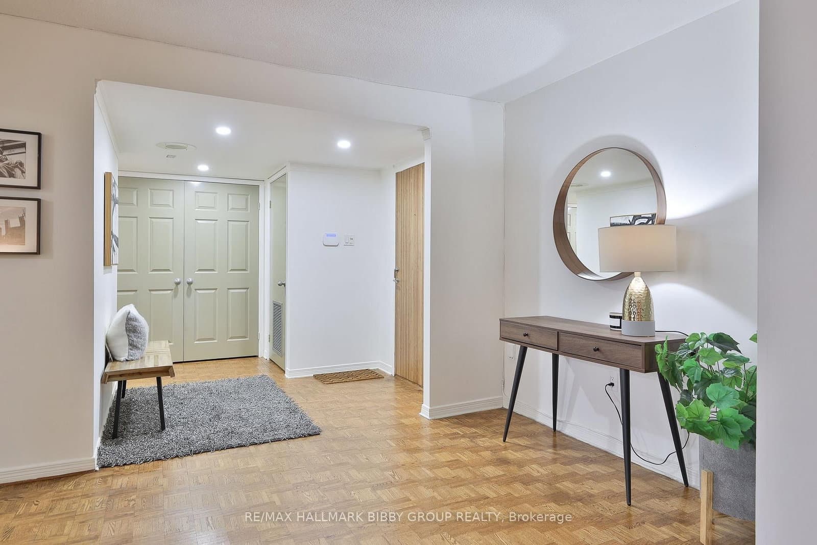 360 Bloor Street E, Unit 1007 thumbnail 24