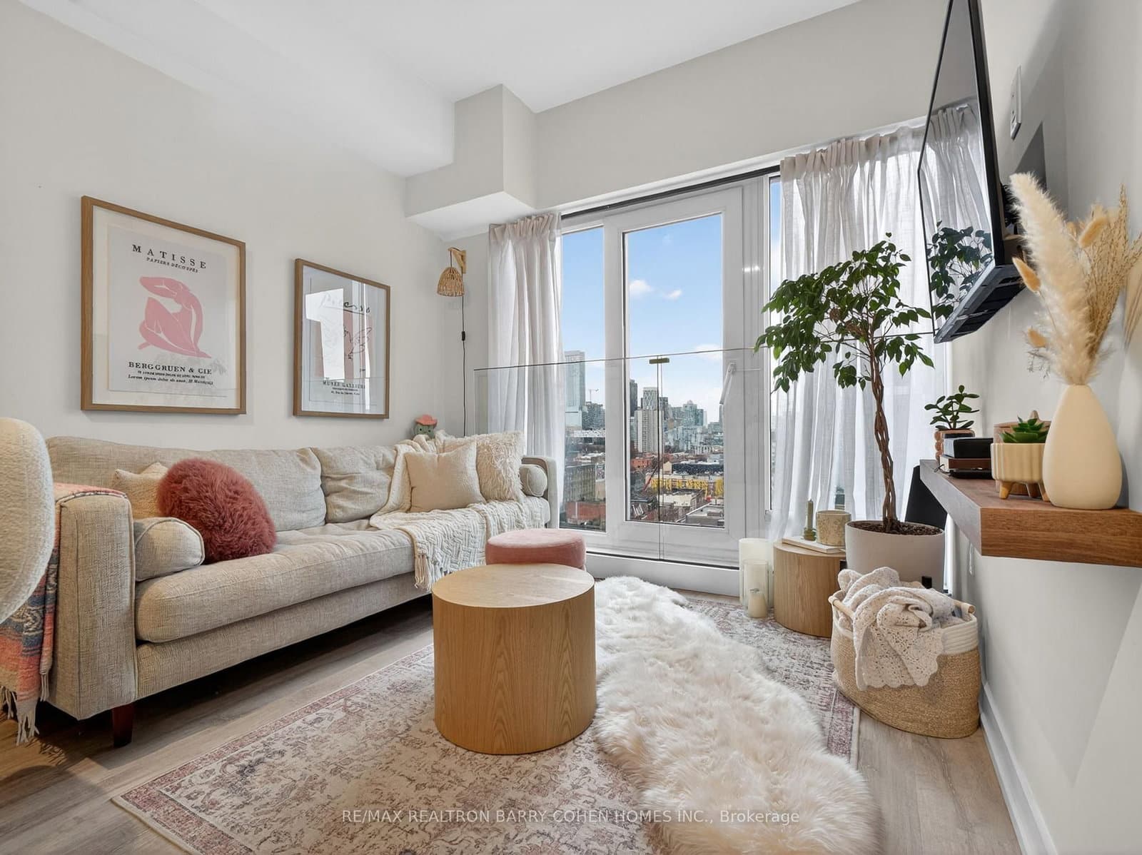 2 Augusta Avenue, Unit PH3 thumbnail 7