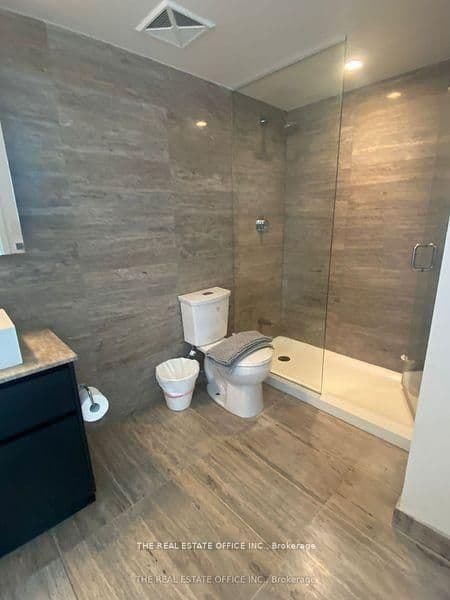 112 Fort York Boulevard, Unit G09 thumbnail 8