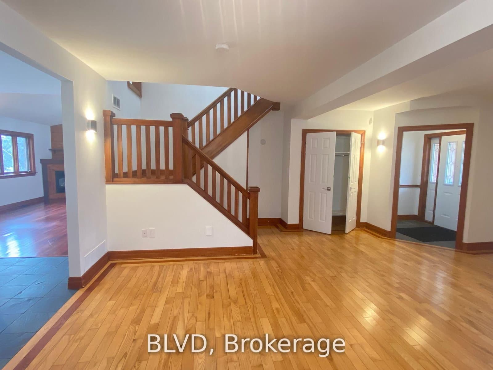 63 Johnston Avenue, Unit Main&2 thumbnail 2