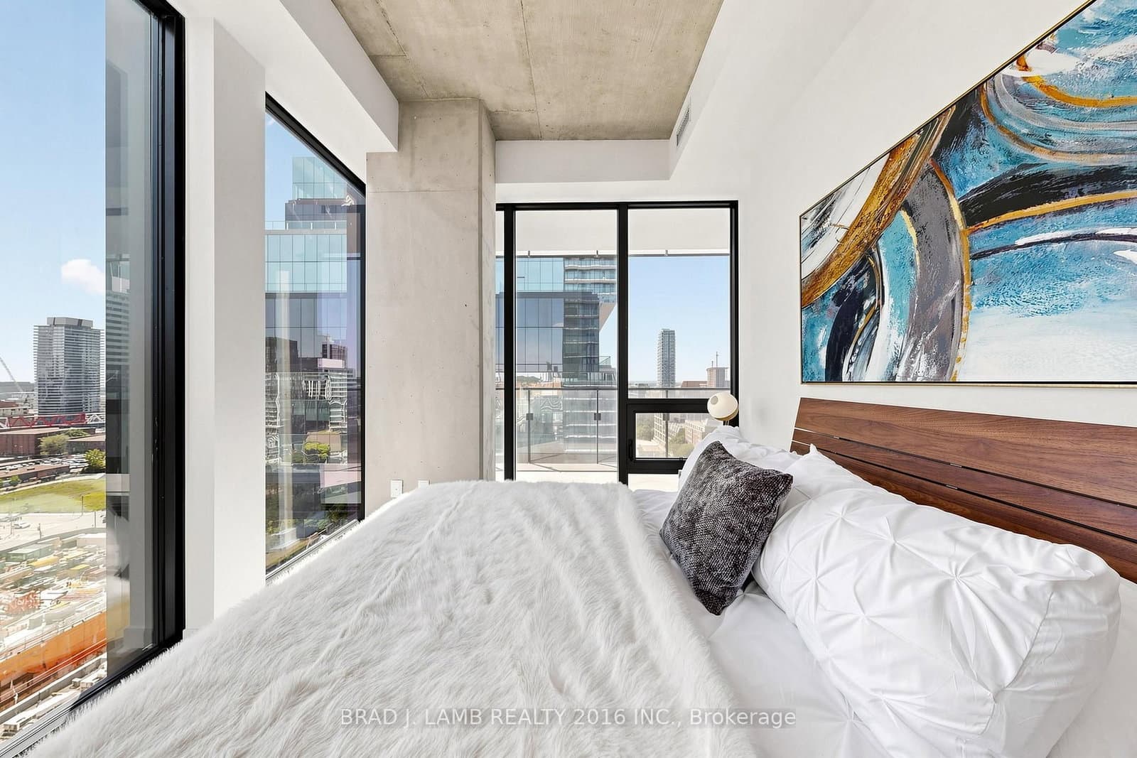 284 King Street E, Unit 1602 thumbnail 14