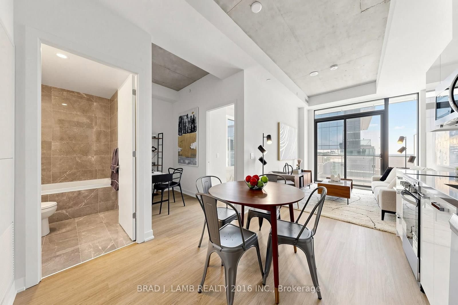 284 King Street E, Unit 1602 thumbnail 8