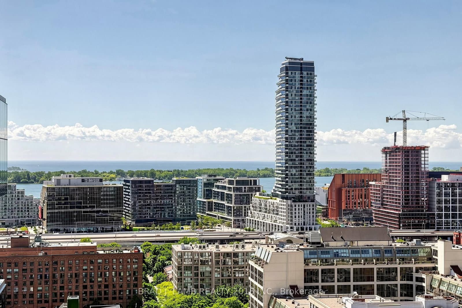 284 King Street E, Unit 2004 thumbnail 25