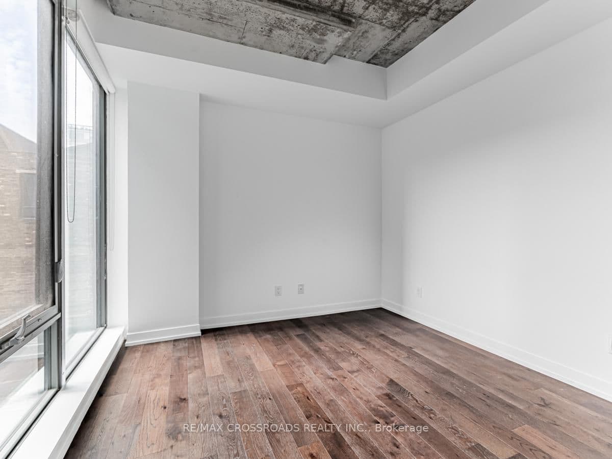 560 King Street W, Unit 524 thumbnail 19