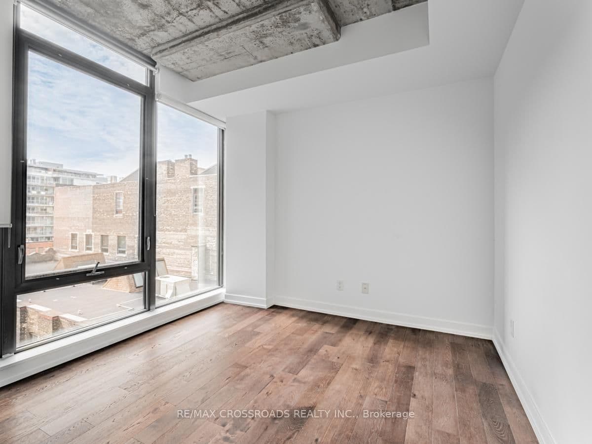 560 King Street W, Unit 524 thumbnail 23