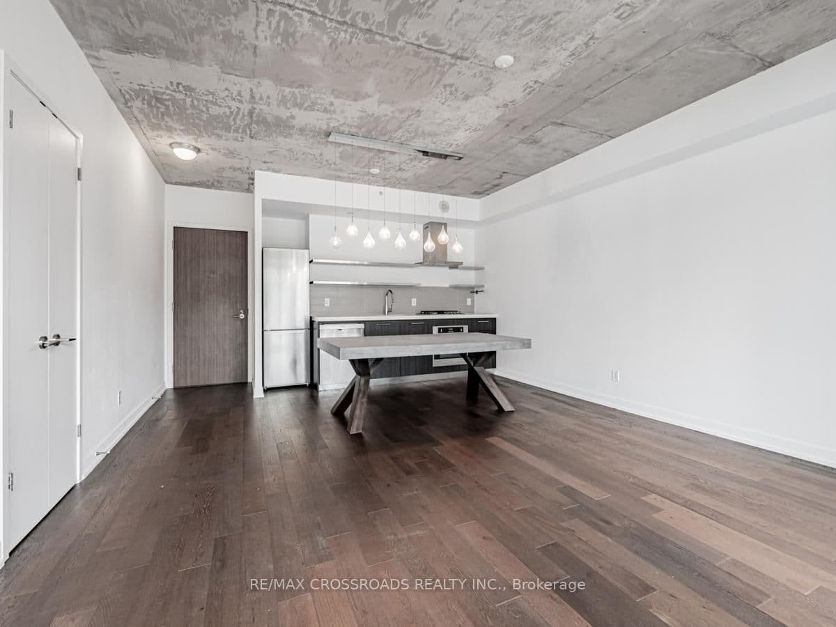 560 King Street W, Unit 524 thumbnail 4