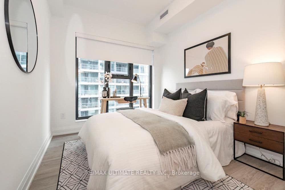 20 Soudan Avenue, Unit 1008 thumbnail 24