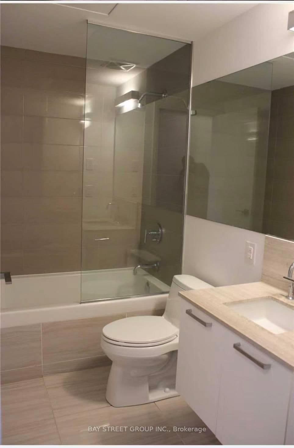 50 Charles Street E, Unit 902 thumbnail 10