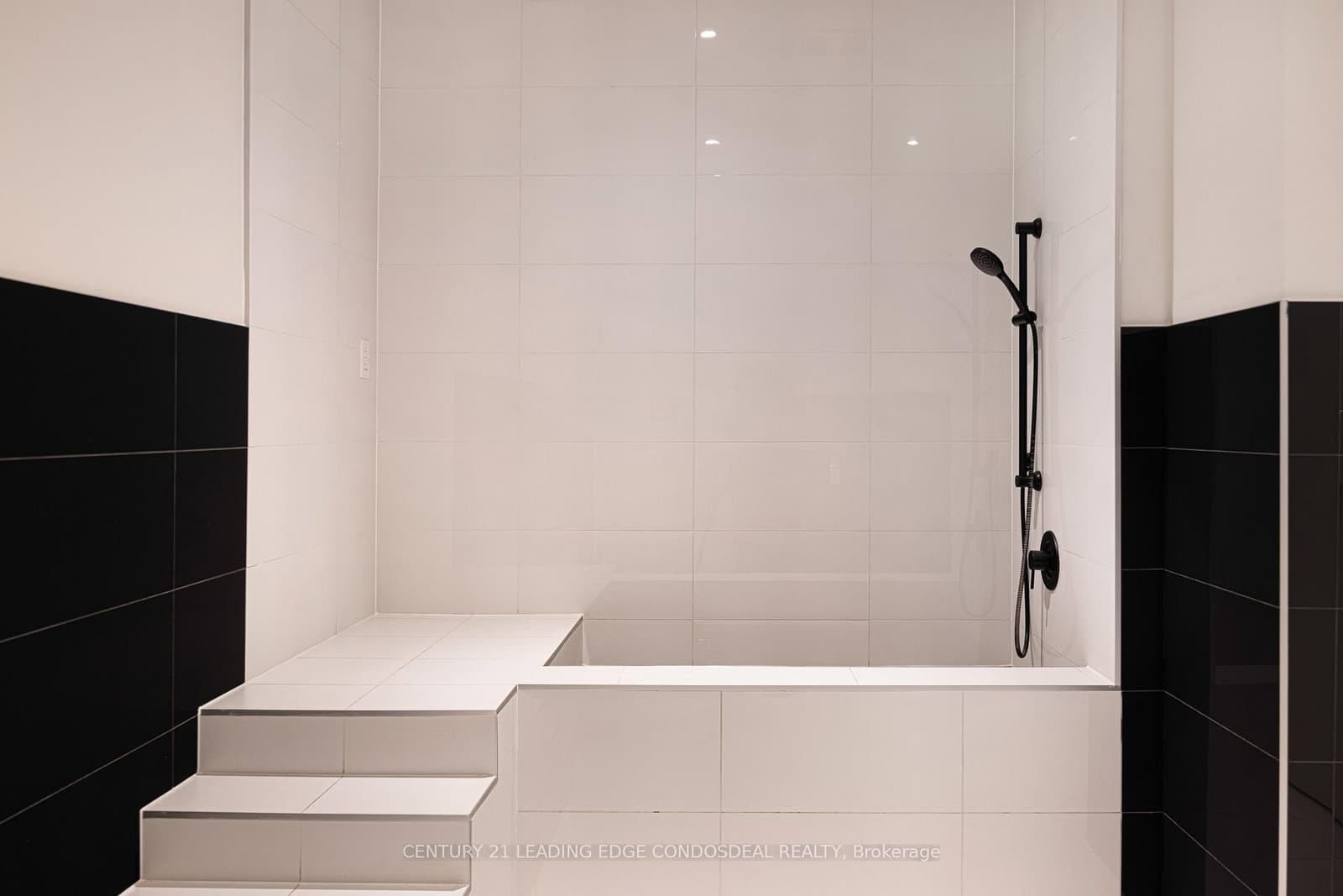 181 Sterling Road, Unit 404 thumbnail 19