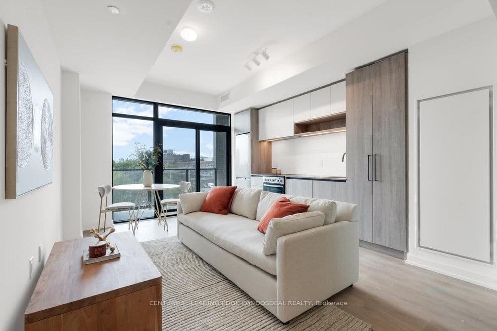 181 Sterling Road, Unit 404 thumbnail 2