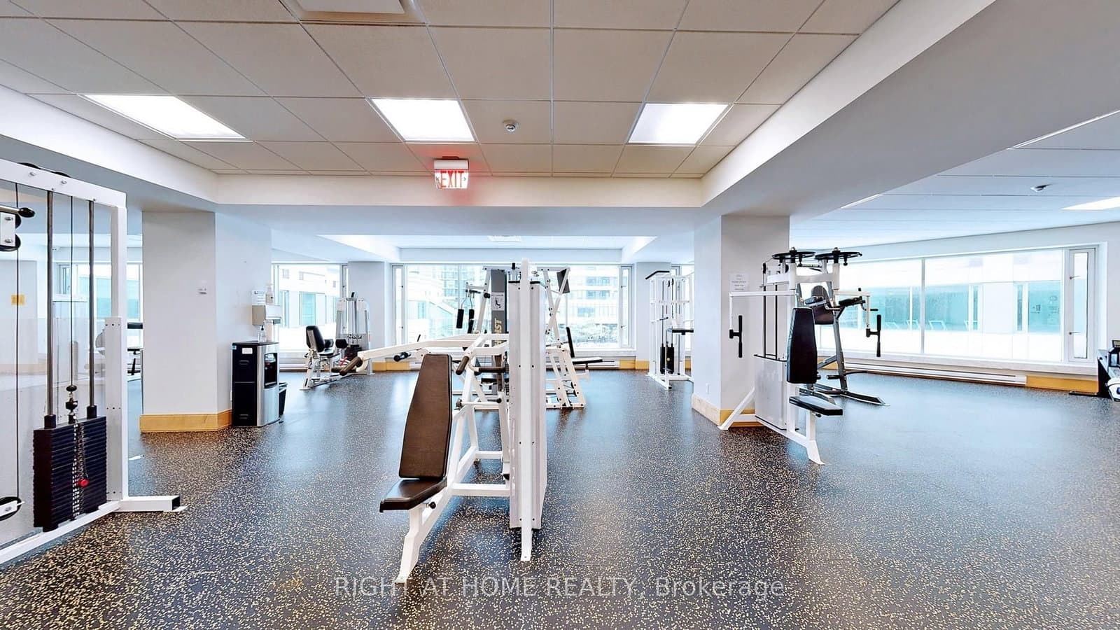 10 Yonge Street, Unit 1706 thumbnail 27