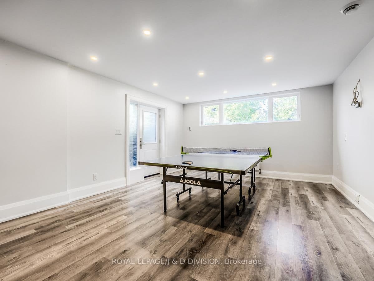 30 Broadleaf Road thumbnail 33
