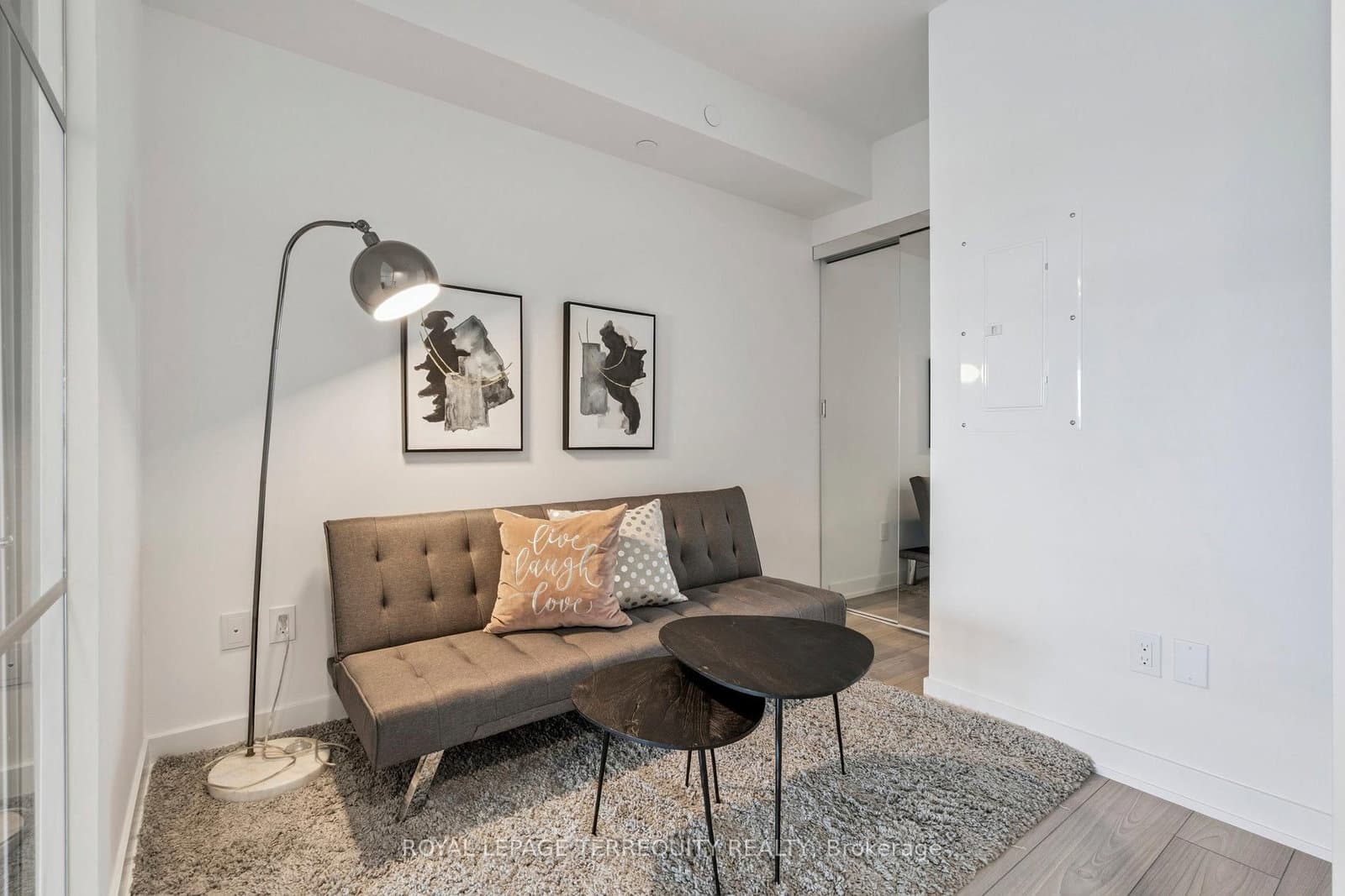 8 Tippett Road, Unit 809 thumbnail 19