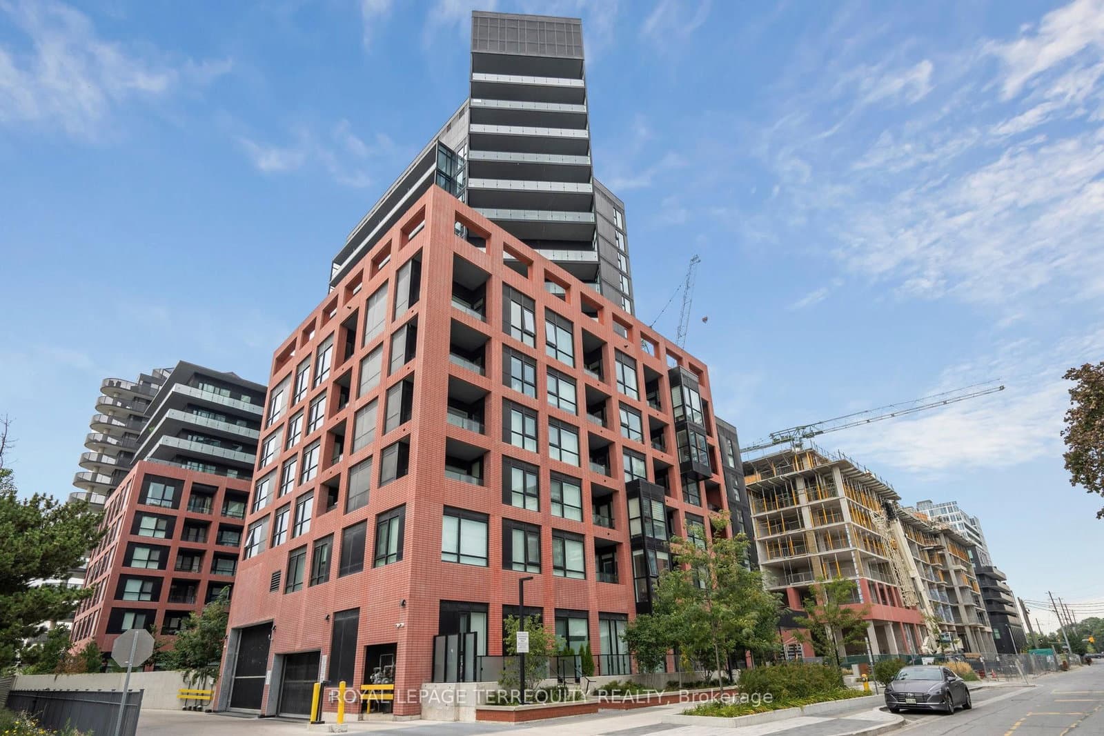 8 Tippett Road, Unit 809 thumbnail 31