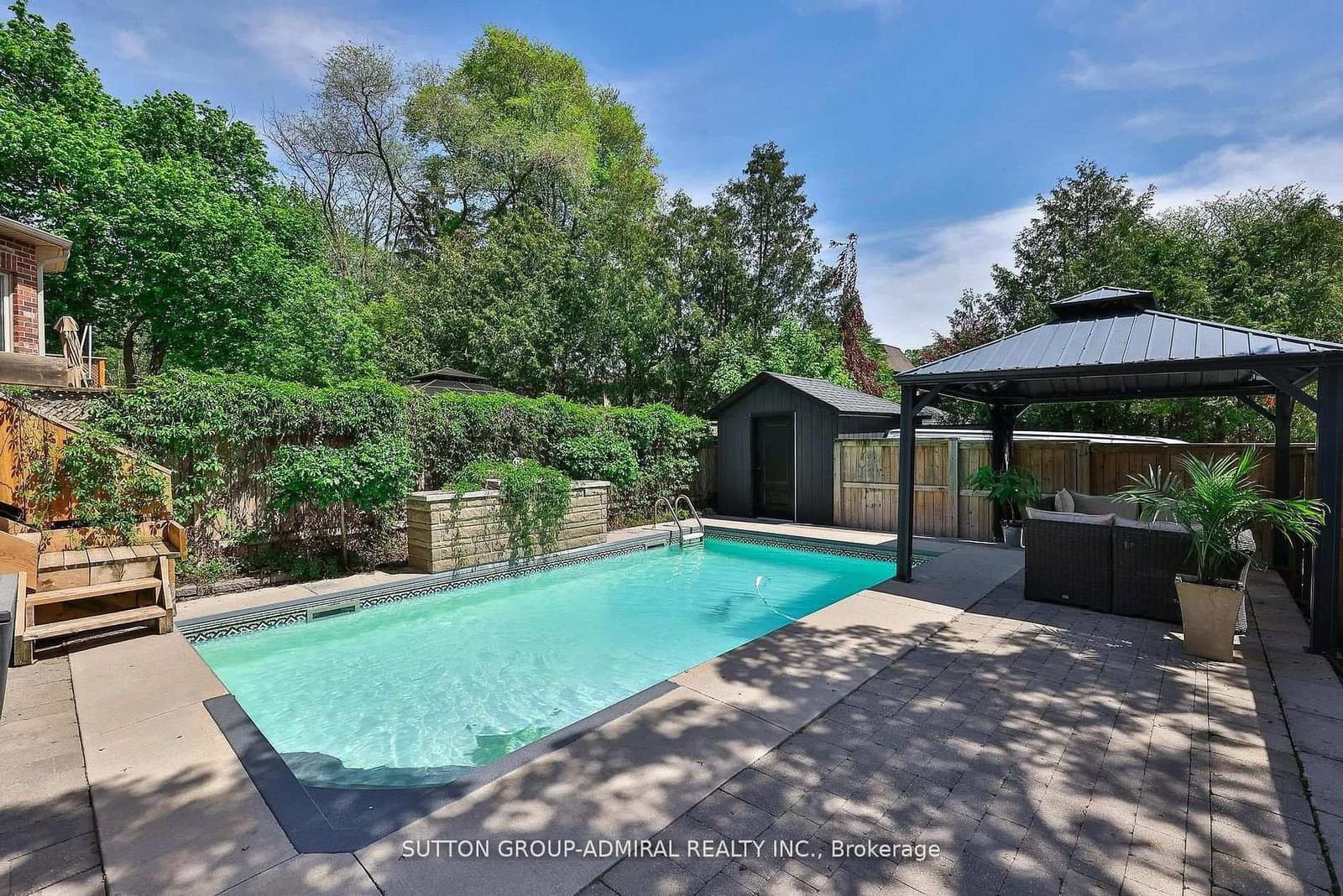 137 Florence Avenue thumbnail 42