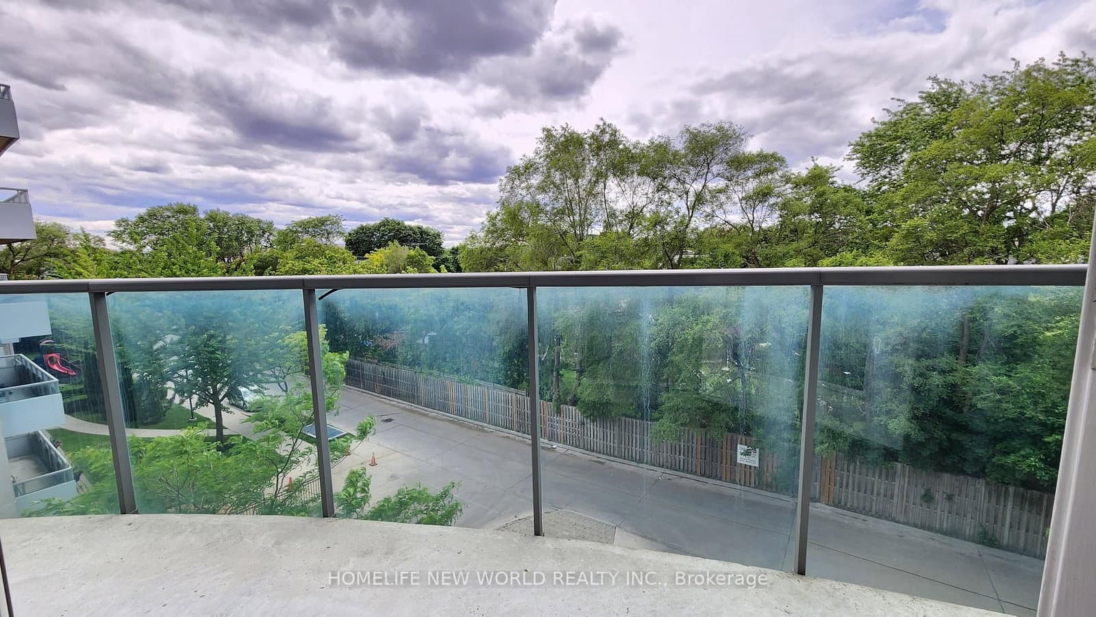 3830 Bathurst Street, Unit 404 thumbnail 21