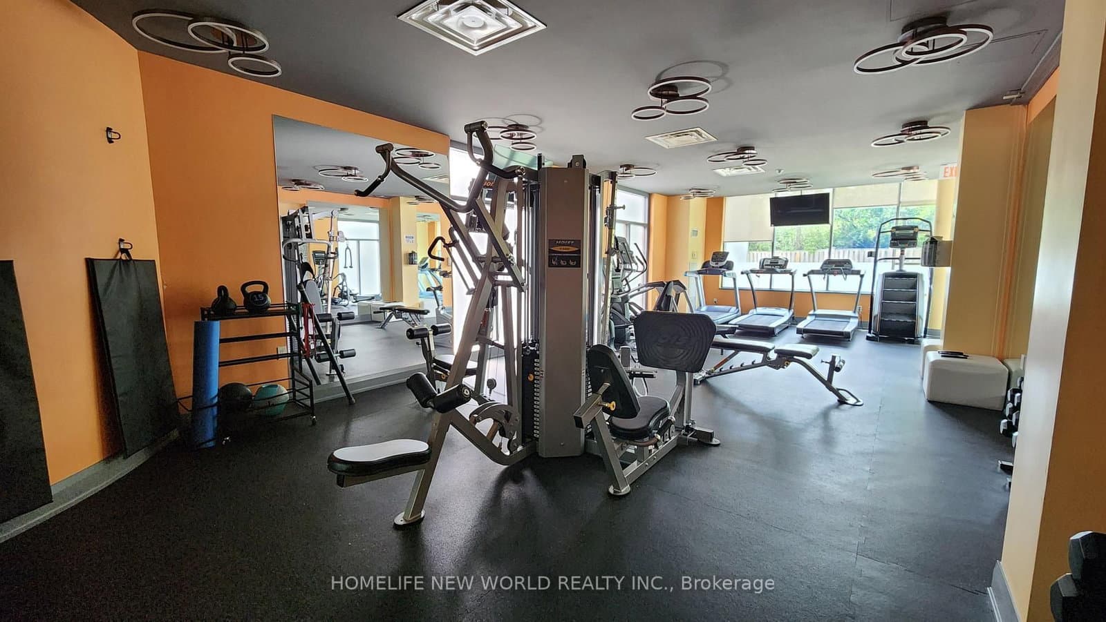 3830 Bathurst Street, Unit 404 thumbnail 25