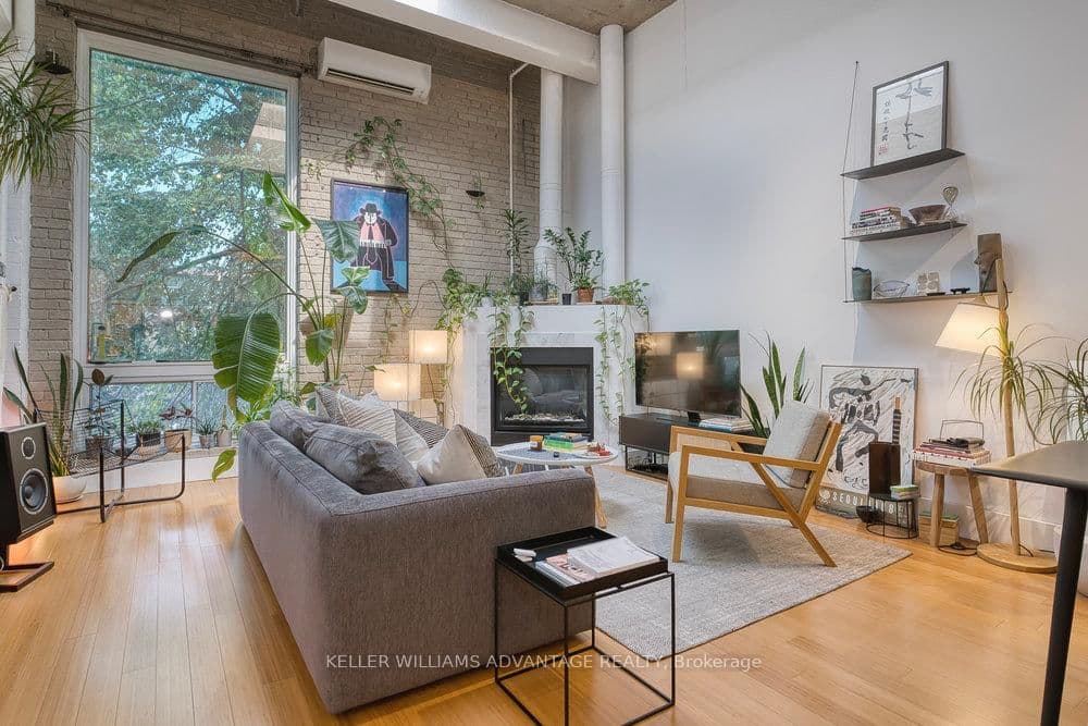 264 Seaton Street, Unit 206 - Image 1