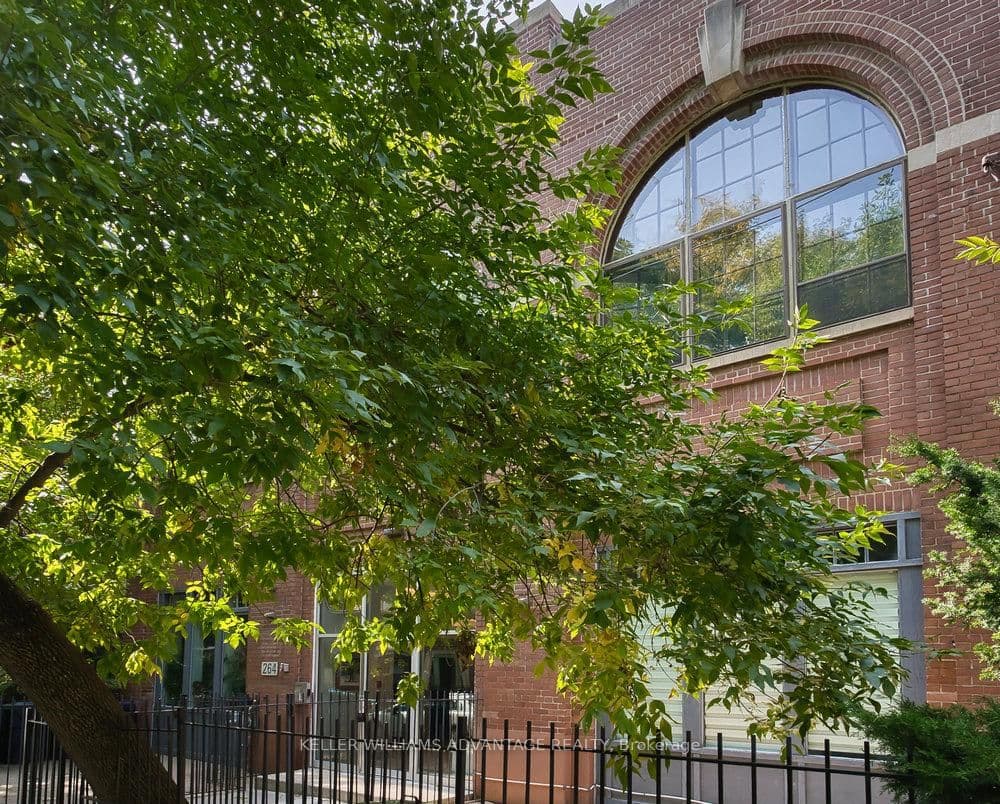 264 Seaton Street, Unit 206 thumbnail 4