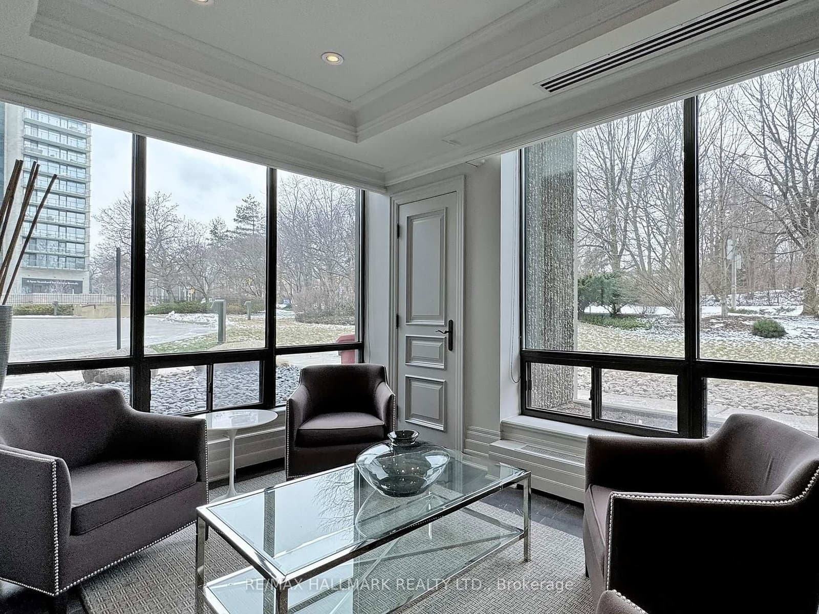 619 Avenue Road, Unit 201 thumbnail 36