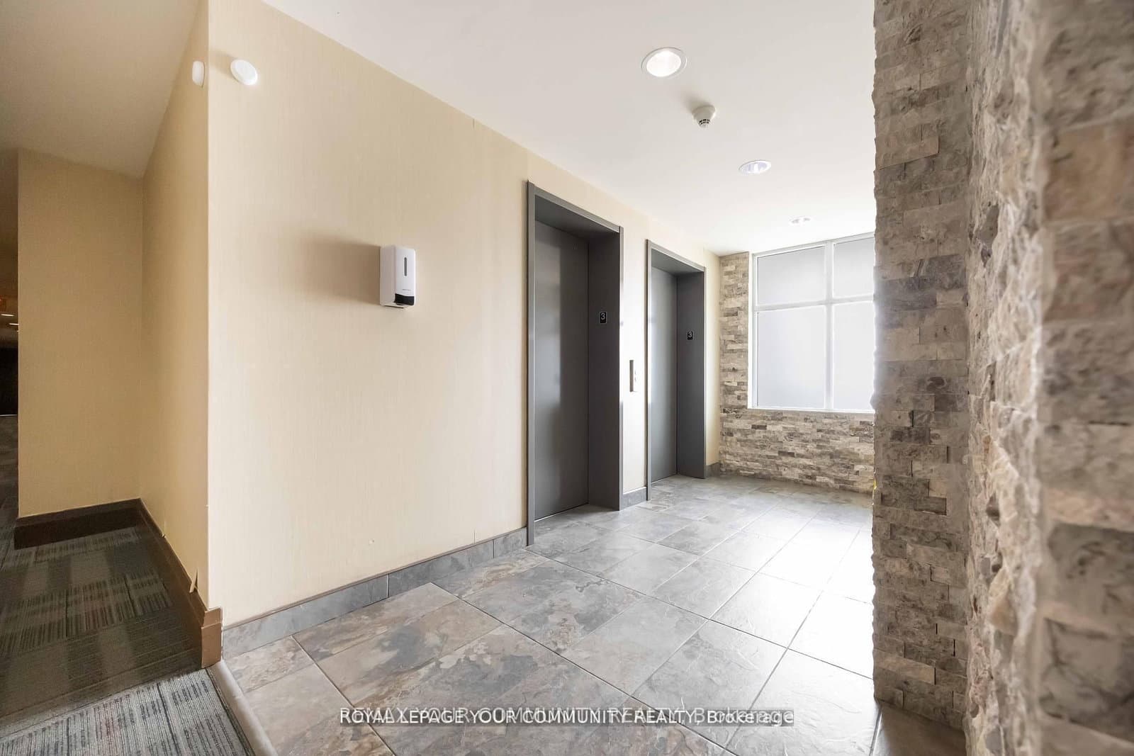 222 Finch Avenue W, Unit 315 thumbnail 4