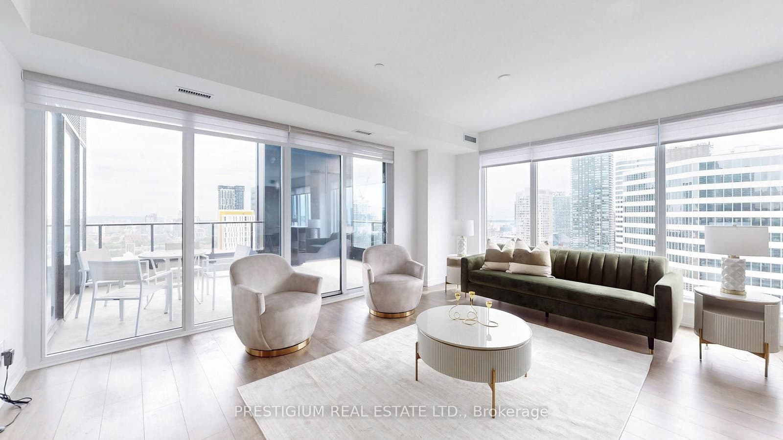20 Edward Street, Unit PH02 thumbnail 2
