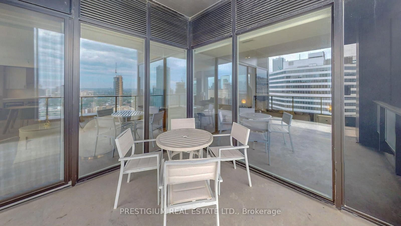 20 Edward Street, Unit PH02 thumbnail 36