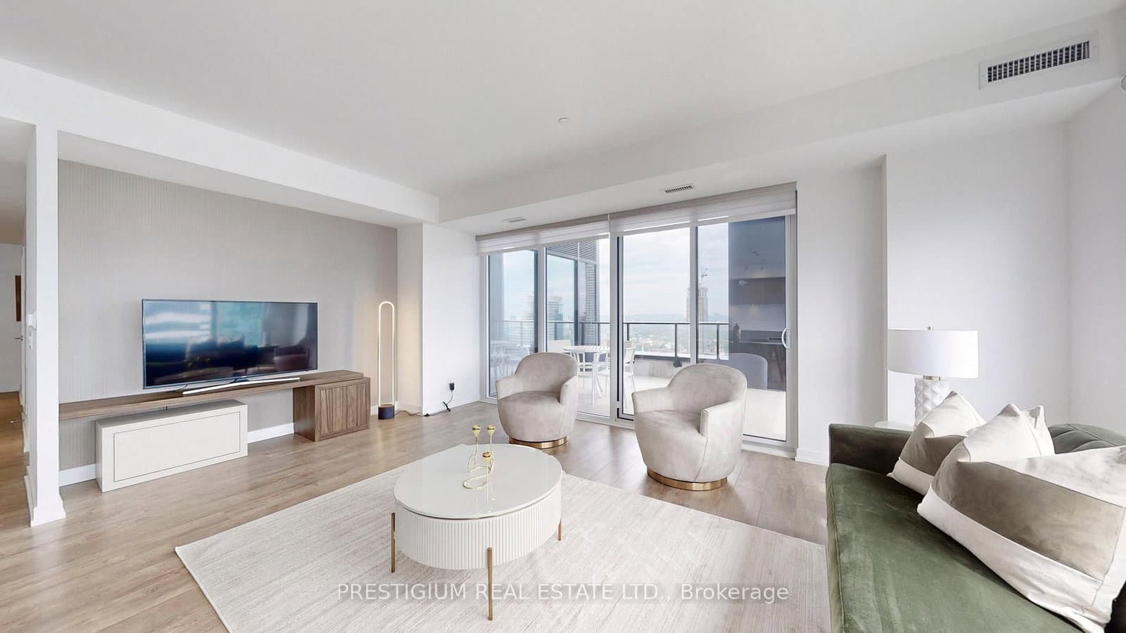 20 Edward Street, Unit PH02 thumbnail 4