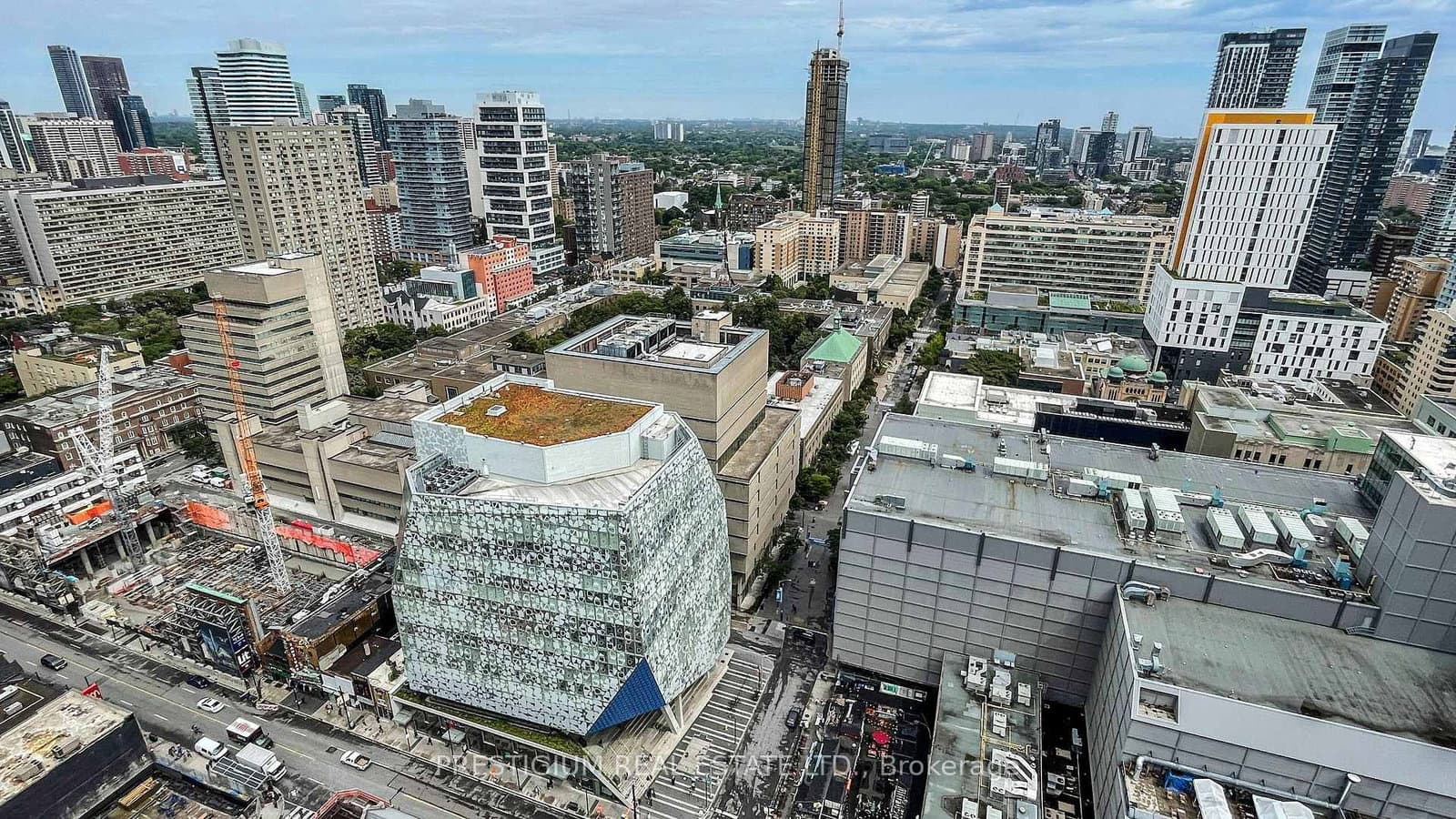 20 Edward Street, Unit PH02 thumbnail 42