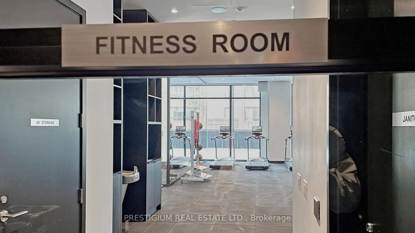 20 Edward Street, Unit PH02 thumbnail 43