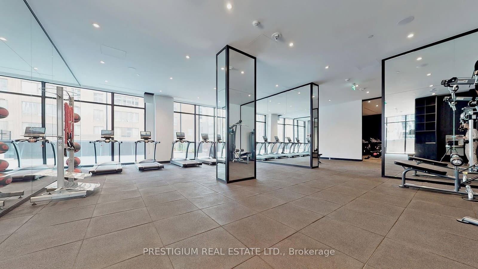 20 Edward Street, Unit PH02 thumbnail 44