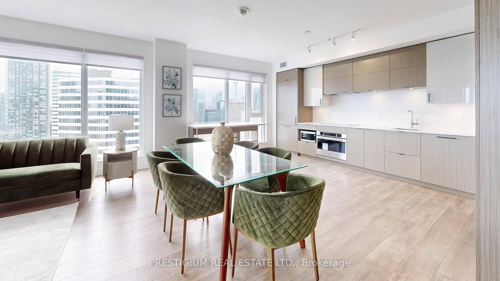 20 Edward Street, Unit PH02 thumbnail 6