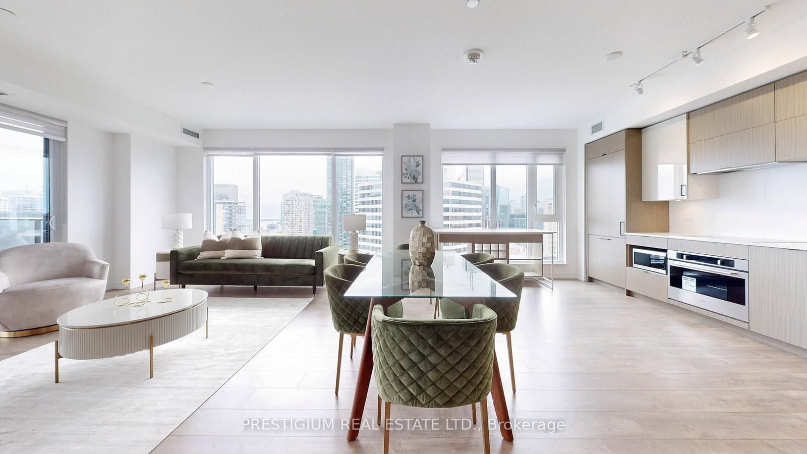 20 Edward Street, Unit PH02 thumbnail 7