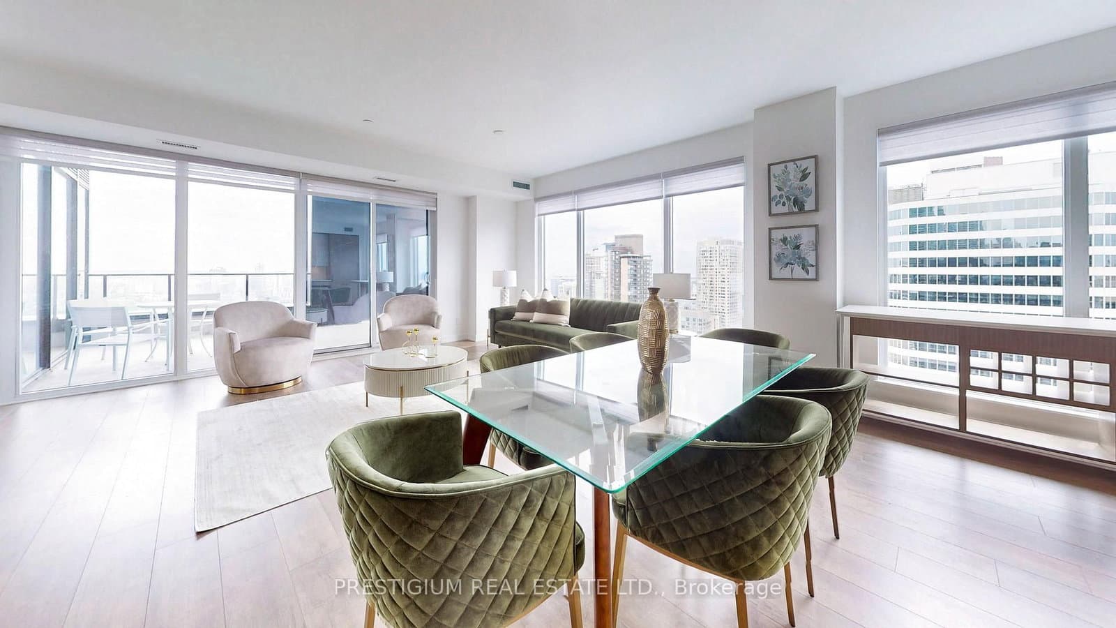 20 Edward Street, Unit PH02 thumbnail 8
