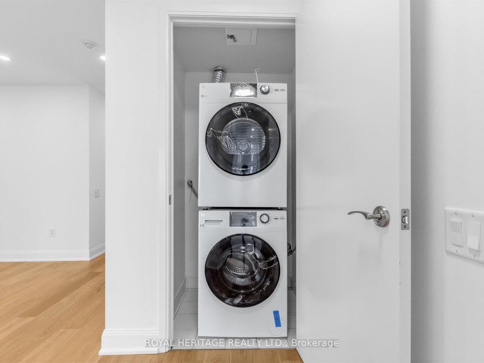 2181 Yonge Street, Unit 2305 thumbnail 10