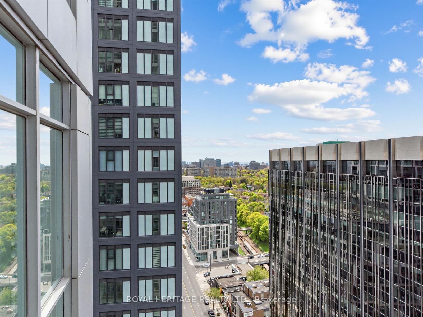 2181 Yonge Street, Unit 2305 thumbnail 31